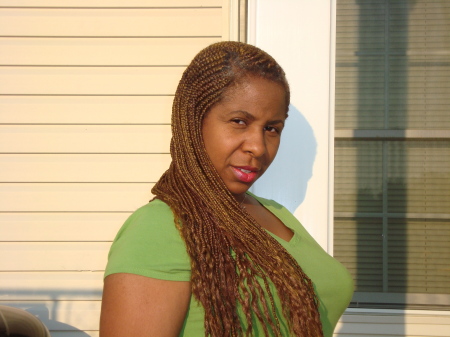 Joan Wright Photo 26
