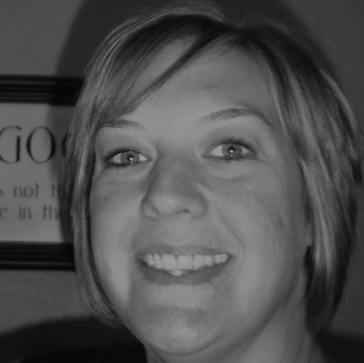 Teri Smith Photo 22