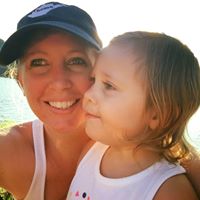 Sarah Bowles Photo 6