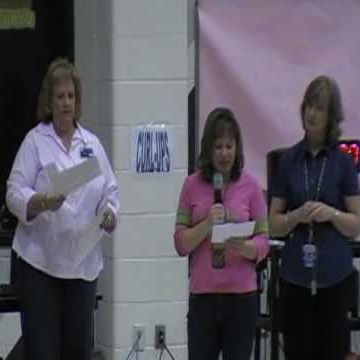 Kristin Pfeil Photo 5