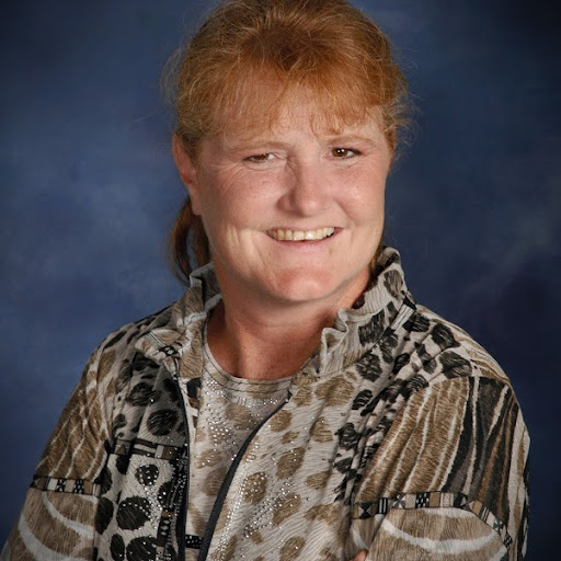 Bridget Hayes Photo 18