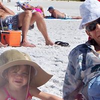 Stephanie Clemons Photo 12