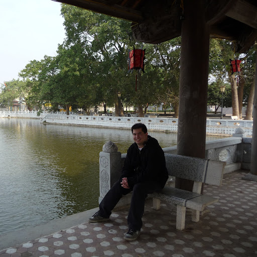 Kevin Daniels Photo 19