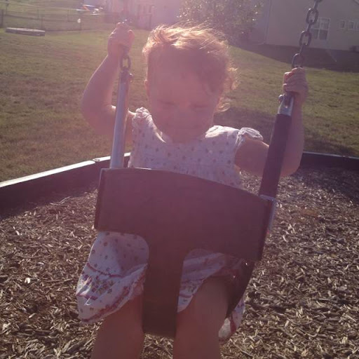 Laurie Elliott Photo 12