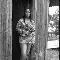 Melinda Rowe Photo 7