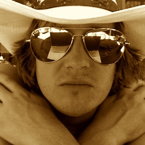 Charles Hackett Photo 29