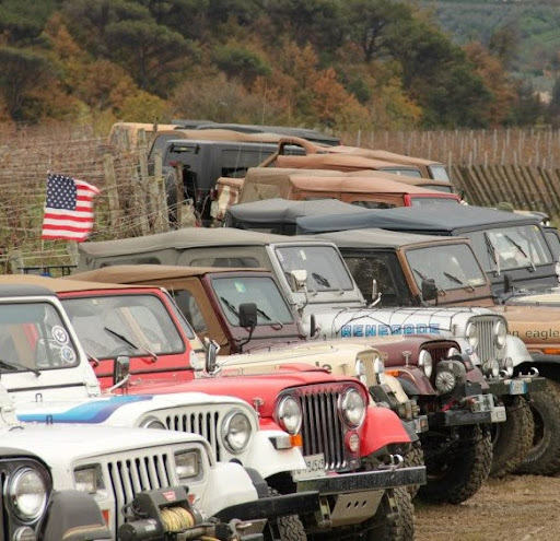 Daniel Hawk Photo 40