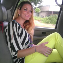 Tiffany Robertson Photo 20