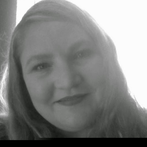 Elizabeth Story Photo 15