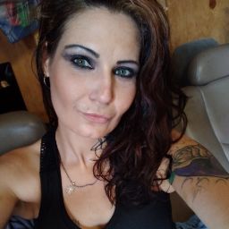 Shannon Booth Photo 10