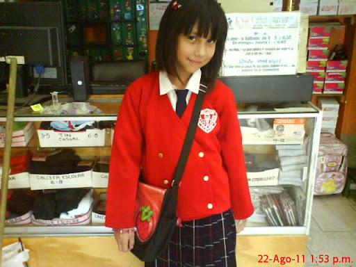 Angela Velazquez Photo 5