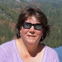 Kristine Lynch Photo 7