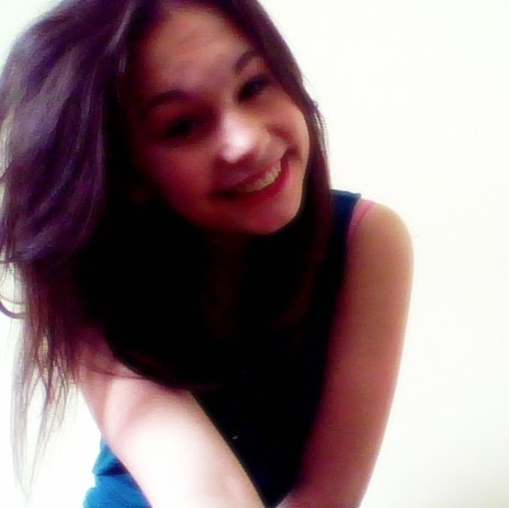 Danielle Burgoyne Photo 10