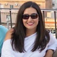 Laura Baker Photo 45