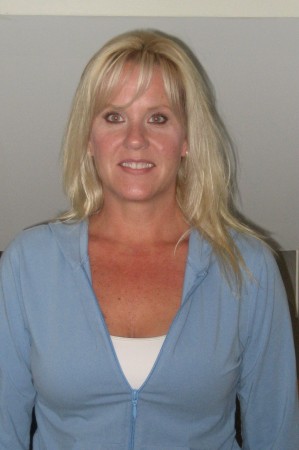 Kelly Hunt Photo 36