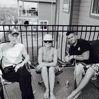 Julie Ferris Photo 14