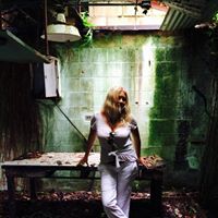 Victoria Linton Photo 4