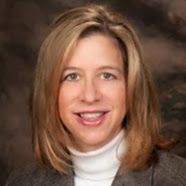 Elizabeth Wilkins Photo 38
