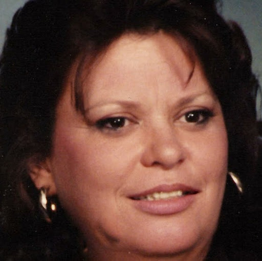 Helen Miranda Photo 11