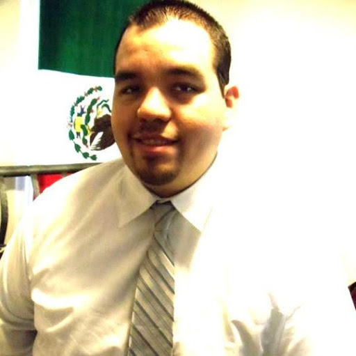Andrew Gonzalez Photo 33