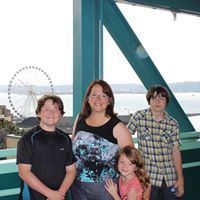 Pamela Christ Photo 13