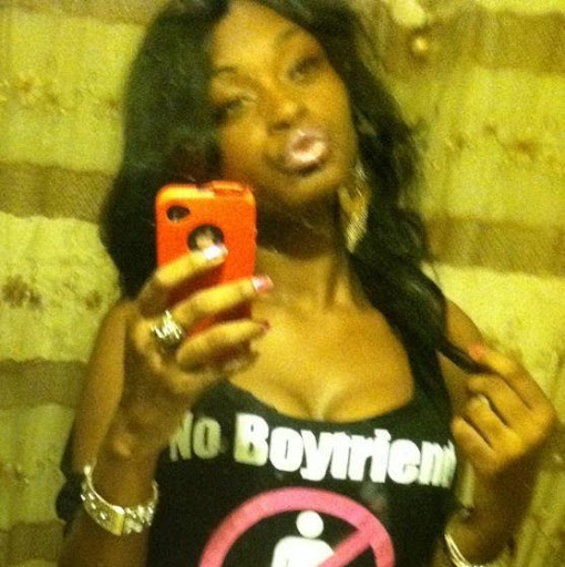 Molly Summers Photo 6