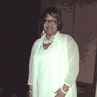 Loretta Robinson Photo 17