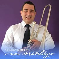 Adriano Rodrigues Photo 23