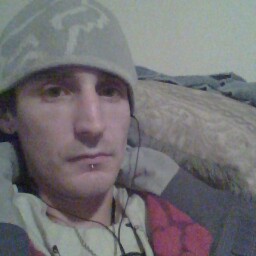 Aaron Cardwell Photo 31