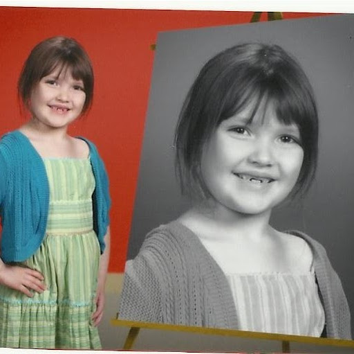 Lily Rhoades Photo 6