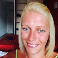 Julie Molloy Photo 14