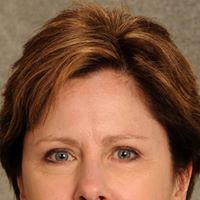 Julie Maynard Photo 39