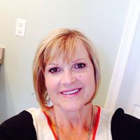 Pamela Marshall Photo 17