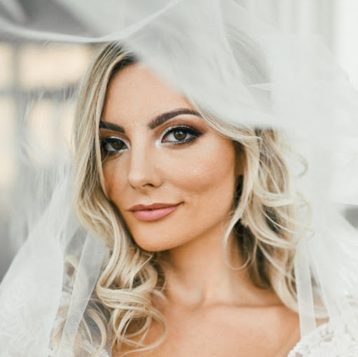 Victoria Stokes Photo 11