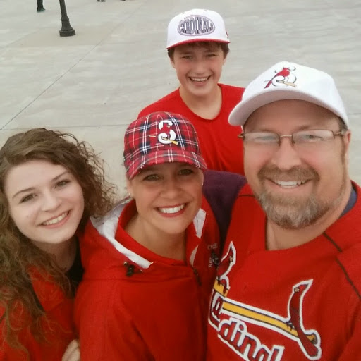 Stephanie Upton Photo 14