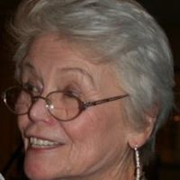 Elizabeth Devlin Photo 28