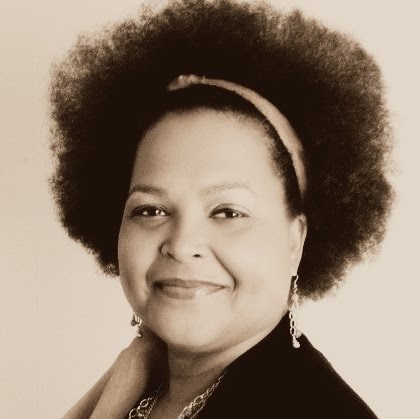 Shannon Thompson Photo 57