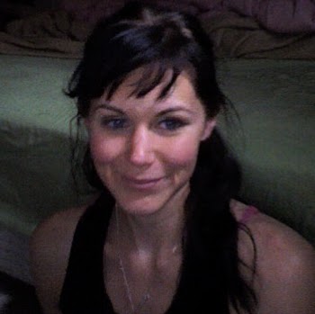 Kate Johnson Photo 6