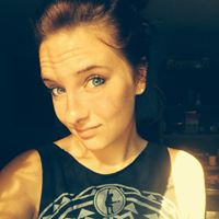 Danielle Whalen Photo 11