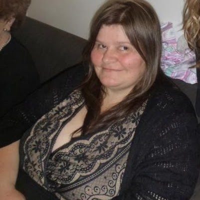 Teresa Robertson Photo 36