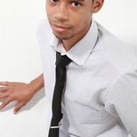 Erik Howell Photo 21