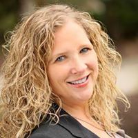 Stacey Cunningham Photo 36