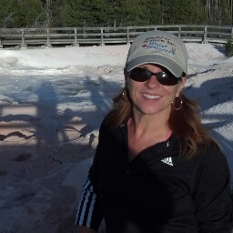 Stephanie Witt Photo 17