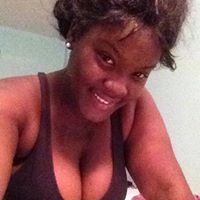 Sara Monroe Photo 17