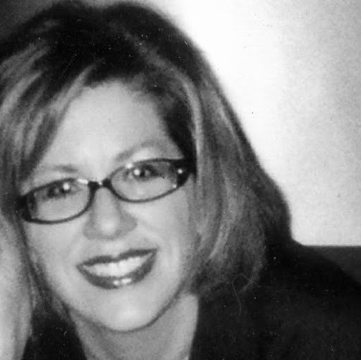 Michele Michaelis Photo 1