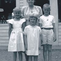 Christine Ring Photo 10