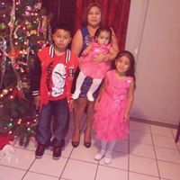 Esther Pacheco Photo 7