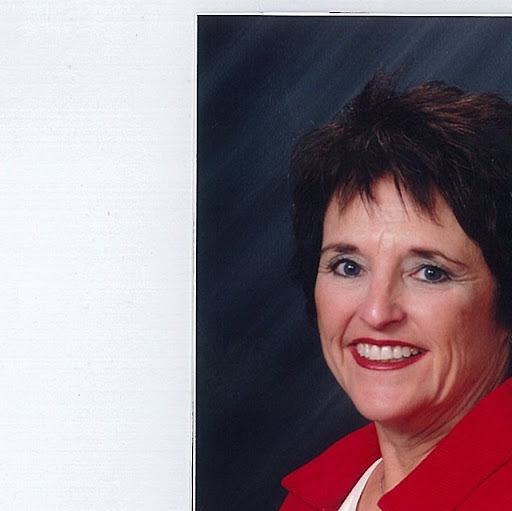 Connie Mueller Photo 14