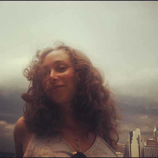 Rachael Abrams Photo 19