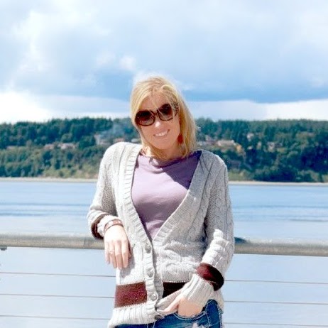 Nicole Ewing Photo 24